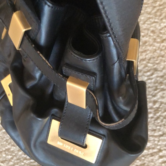 Michael Kors "Beverly" Large Black Leather Gold Hobo Satchel Tote Bag - Picture 6 of 12